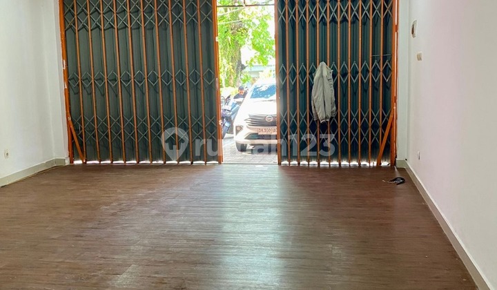 Strategic Commercial Shophouse For Sale Near Sanur (392V) Strategic Commercial Shophouse For Sale Near Sanur (392V)