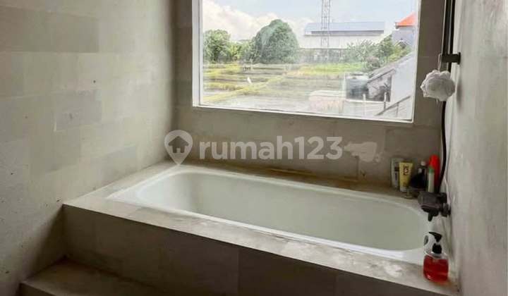 Sanur Villa for Rent – Large Parking, Gym, BBQ & More (94A1) 2