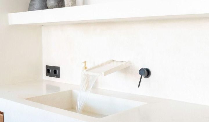 Modern 3 Bedroom Villa in Bumbak, Umalas (227V) 2