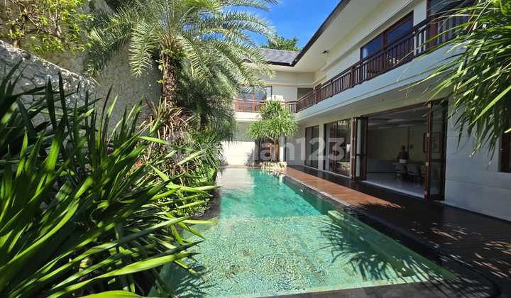 For Sale Brand New Luxury Villa In Prime Umalas (292V)