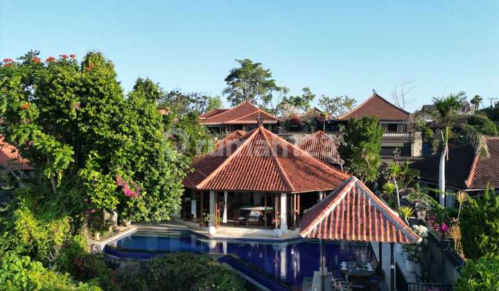 Luxury 4 Bedroom Villa With Ocean & Mountain Views In Ungasan (387V) Luxury 4 Bedroom Villa With Ocean & Mountain Views In Ungasan (387V)