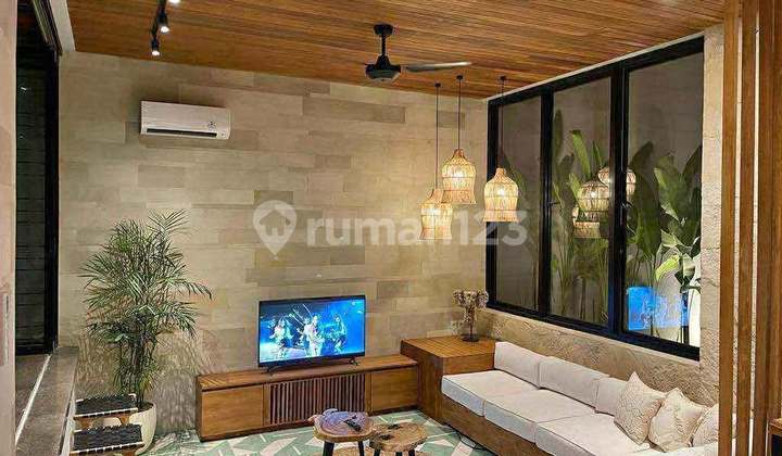 Modern 3 Bedroom Villa in a Prime Beachside Location Sanur (268V)