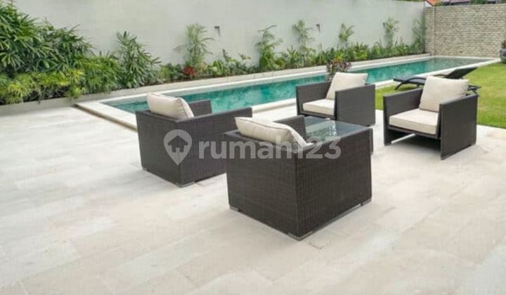 For Lease Modern Tropical 3 Bedroom Villa Umalas (312Vf2)