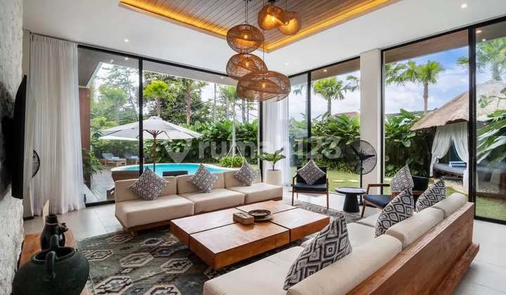 Luxury 4 Bedroom Villa in Canggu 36 Years Leasehold (206V) Luxury 4 Bedroom Villa in Canggu 36 Years Leasehold (206V)