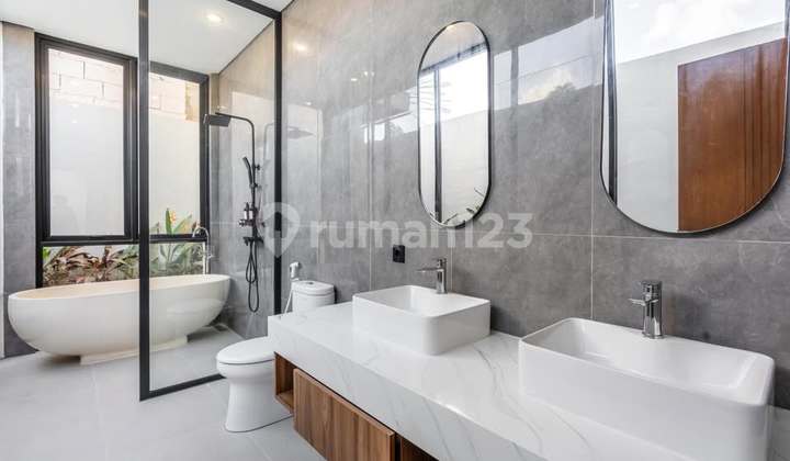 For Rent 3 Bedroom Private Villa In Prime Umalas Location (311V)