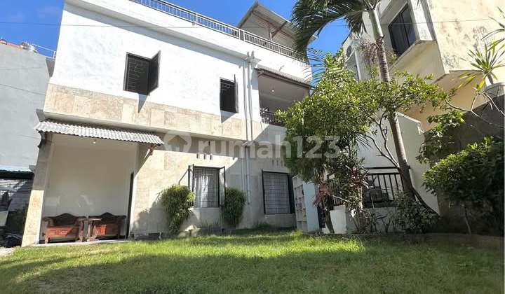 Dijual Villa Nyaman Semi Furnished di Taman Griya Jimbaran(163V) 1