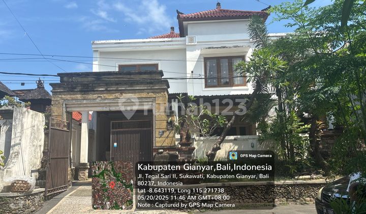 Di Jual Rumah 2 Lantai Modern Lokasi Ketewel, Gianyar (161V)