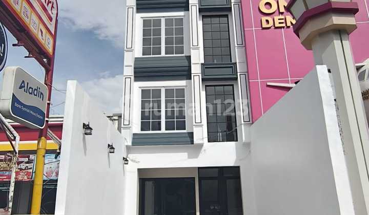 Business Space in Margonda Depok Strategic Location