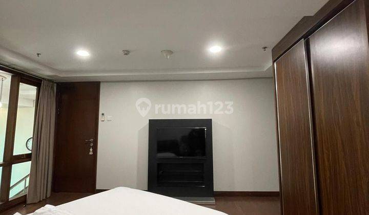 Di dewakan Apartemen Thamrin Resident luas 77 2