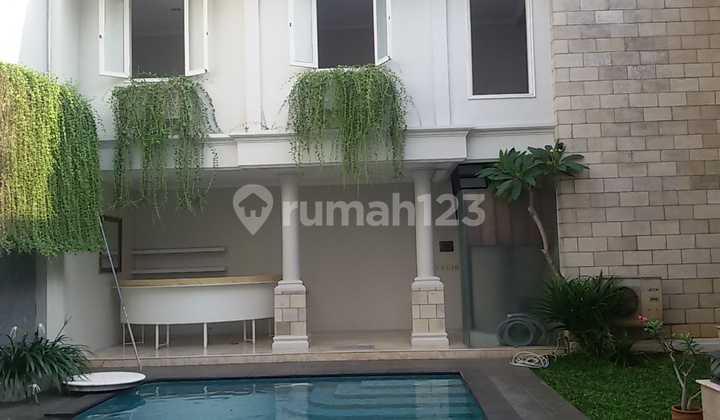 Luxury House Near JIS in Pondok Indah 1