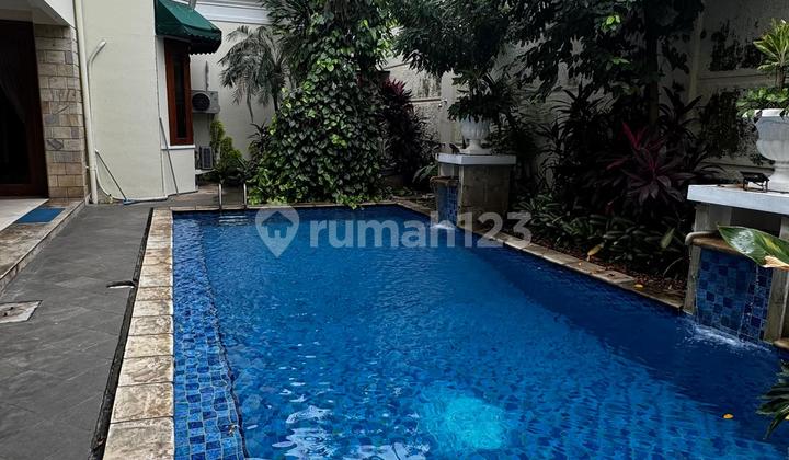 Luxury Cozy House In Premium Area Pondok Indah Luxury Cozy House In Premium Area Pondok Indah