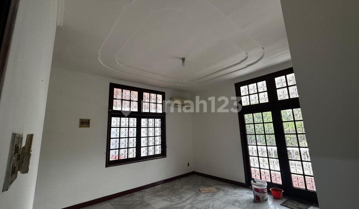 Rumah di Kebayoran Baru, Jalan Kaki ke MRT Blok M dan Trans Jakarta, bisa untuk Kantor 2