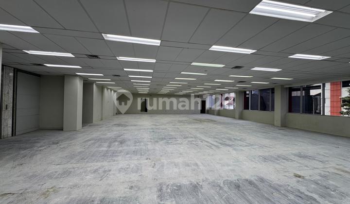 Dujual Gedung Perkantoran di Kebayoran Baru