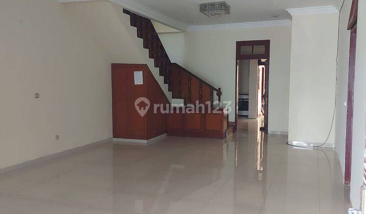 Rumah Sewa Di Kebayoran Baru, Senopati Area Bisa Untuk Silent Office 1