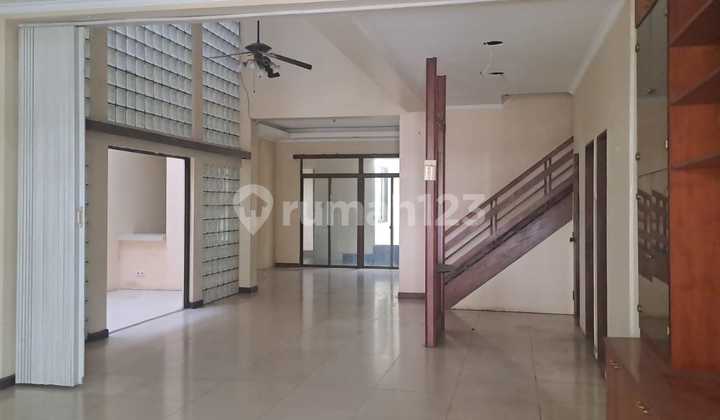 Disewa Rumah Di Kebayoran Baru Cocok Untuk Kantor 2