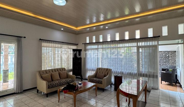 Disewa Rumah Satu Lantai Di Kebayoran Baru