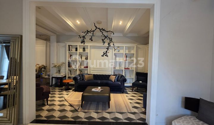 Rumah di Kebayoran Baru Cocok untuk Klinik Kecantikan, Kantor dan Showroom