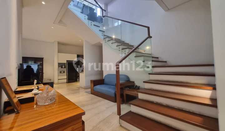 Beautiful 3-Storey House in Pondok Indah