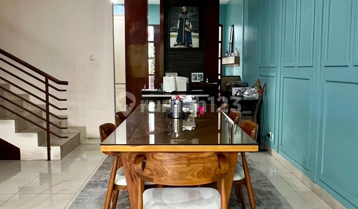 Nice 2-Story House for Sale in Veteran, South Jakarta 2