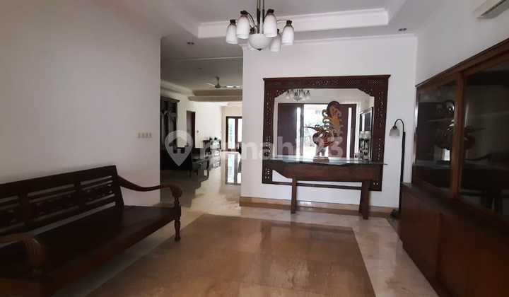 Rumah Besar Dan Luas Di Sewakan Di Cilandak 2