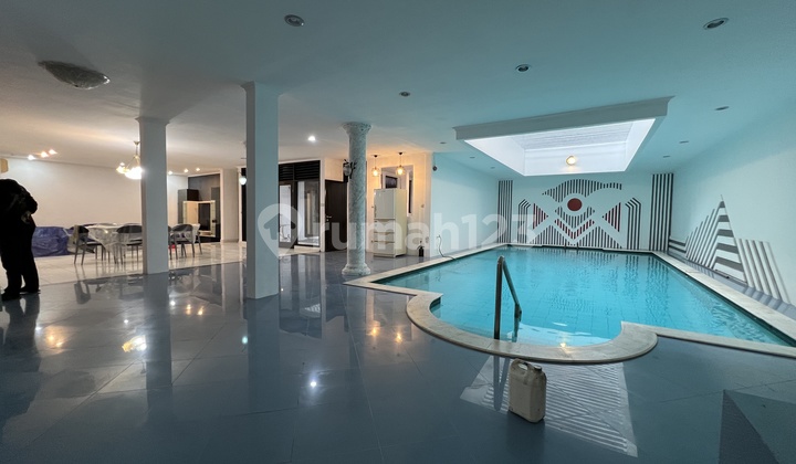 Rumah Besar Cantik Dgn Swimming Pool