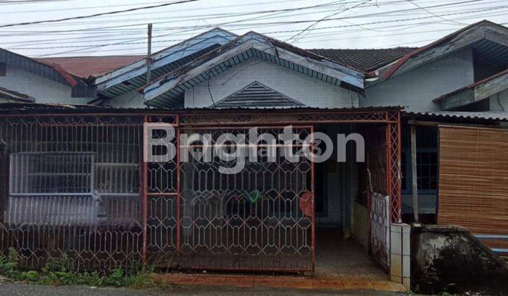 RUMAH TENGAH KOTA DEKAT JL.RIAU 1