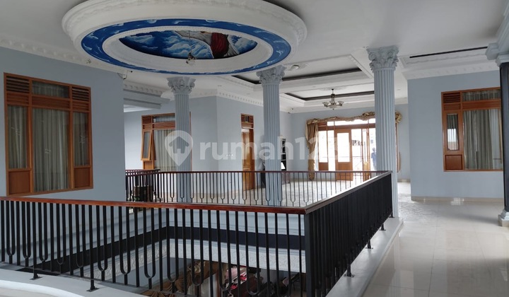 Spacious House in North Bandung