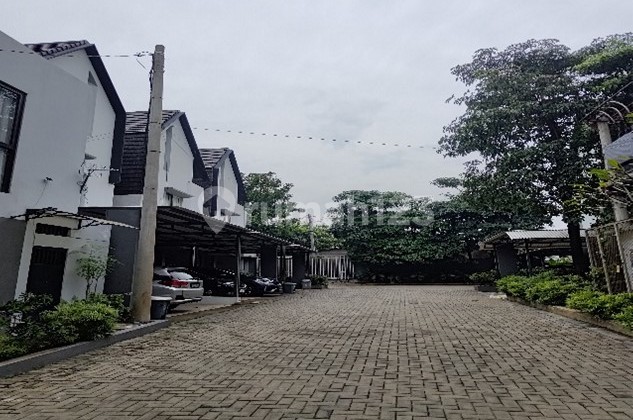 Rumah Bagus SHM Cipayung, Jakarta Timur 2