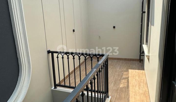 Rumah Bagus Unfurnished SHM Jagakarsa, Jakarta Selatan 2