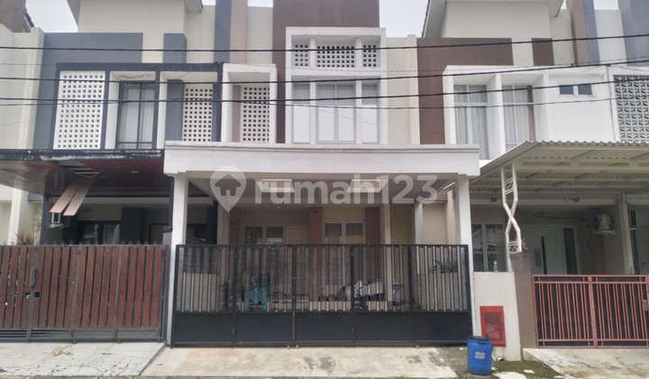 Rumah, 2 Lantai, SHM, di Pamulang