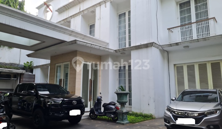 Nice House Kebayoran Baru, South Jakarta