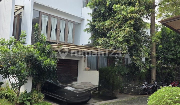 Rumah Bagus SHM Kemang, Jakarta Selatan Rumah Bagus SHM Kemang, Jakarta Selatan