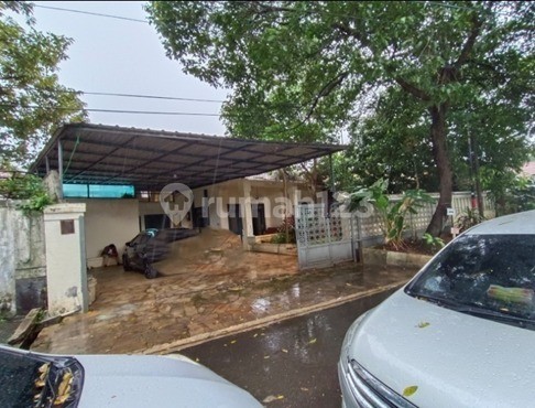 Rumah, SHM, di Menteng
