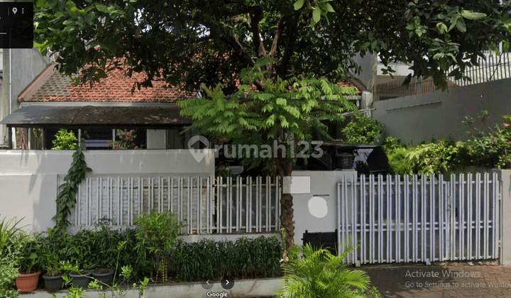 Rumah Bagus SHM Menteng, Jakarta Pusat 2