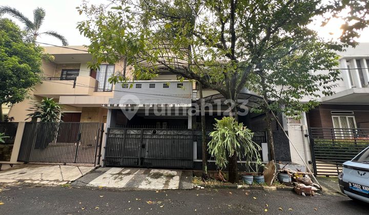 Rumah Di Taman Laguna Cibubur