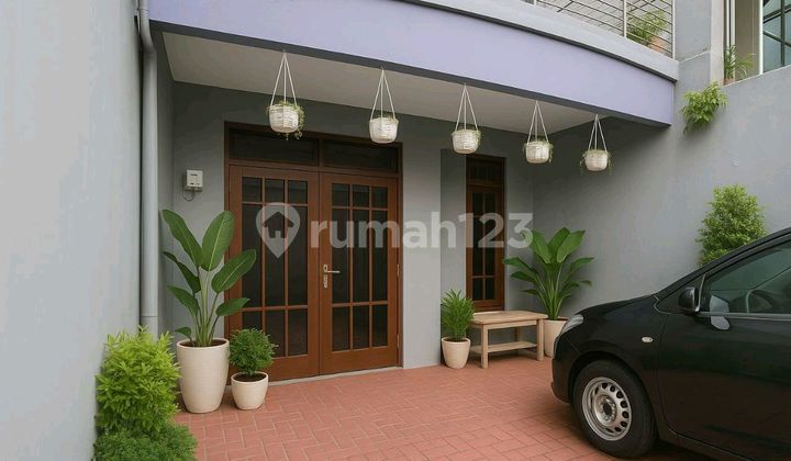 Rumah Cantik Siap.huni di Pejaten.jakarta Selatan