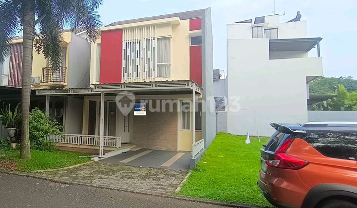 House in Citragrand View Danau