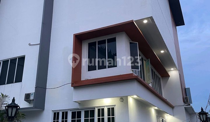 Rumah Cantik Siap Huni di Leuwinanggung