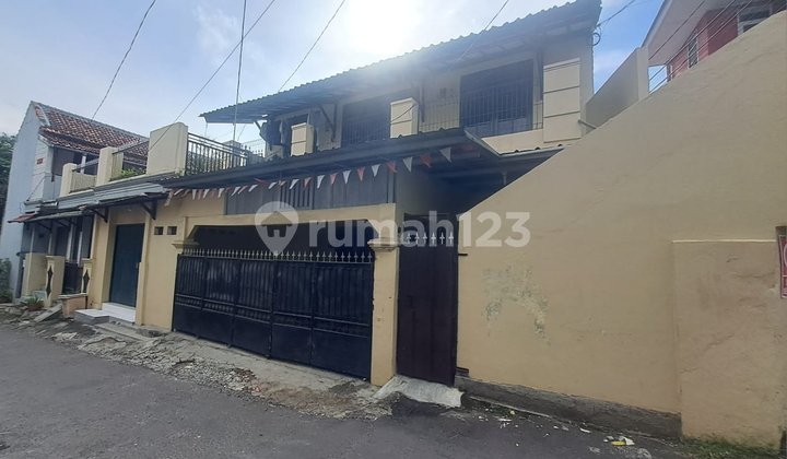 Boarding House for Sale Near Campus