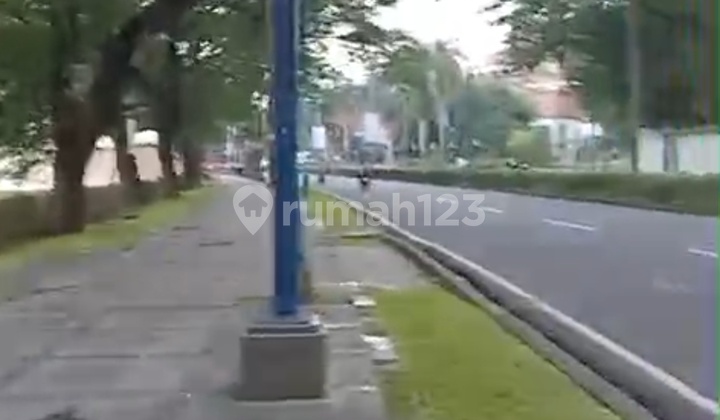 Tanah.kosong Di.mega Kuningan.lokasi.strategis