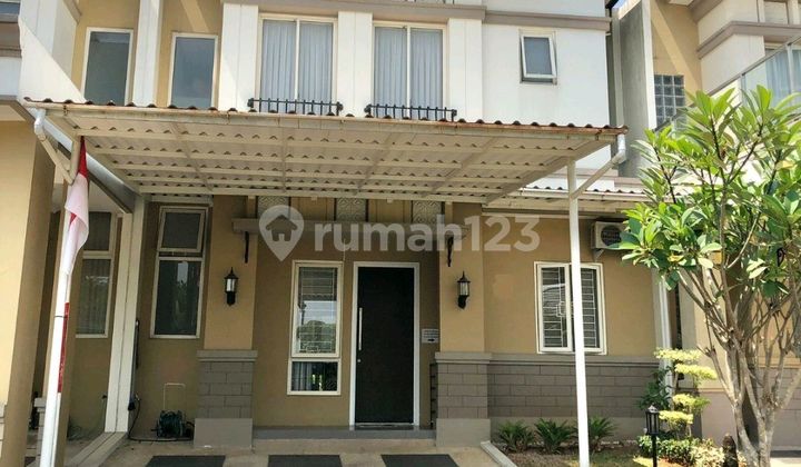 House for sale in Nusa Loka. House for sale in Nusa Loka.