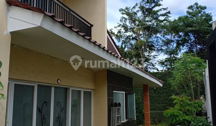 For sale, spacious house in Cibubur. 2