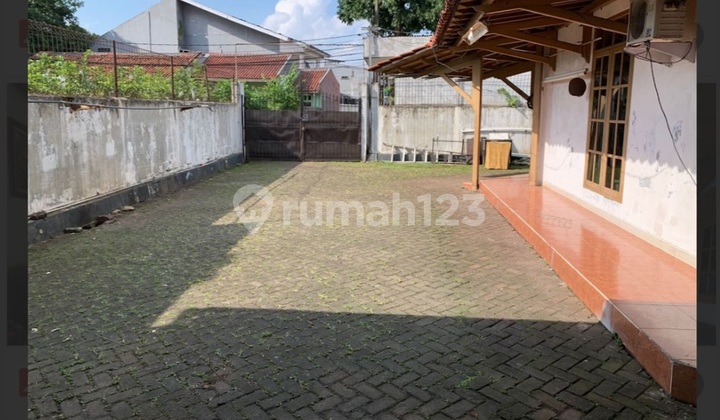 For Sale Spacious House in Kebagusan, South Jakarta 2