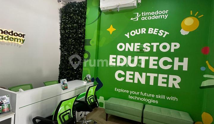 For sale, ready-to-occupy shop house in Grand Depok City. 2