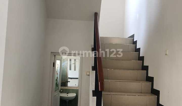 Rumah.di.perumahan.legenda Wiaata 2