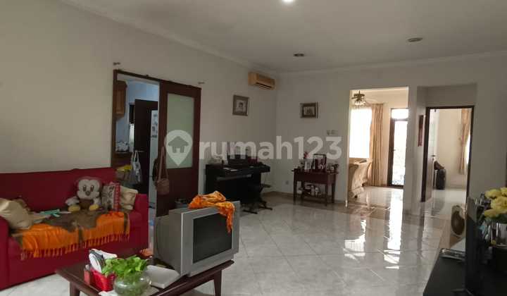 Charming Beautiful and Comfortable House 2