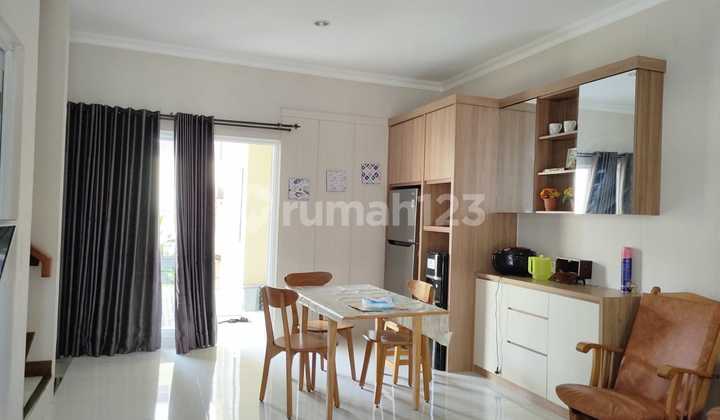 For.sale.beautiful.house.Sentul.area.mountain.view. 2