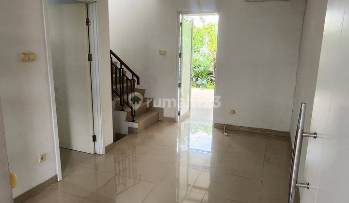 Dijual Rumah 2 Lantai Siap Huni di Cibubur Country 2