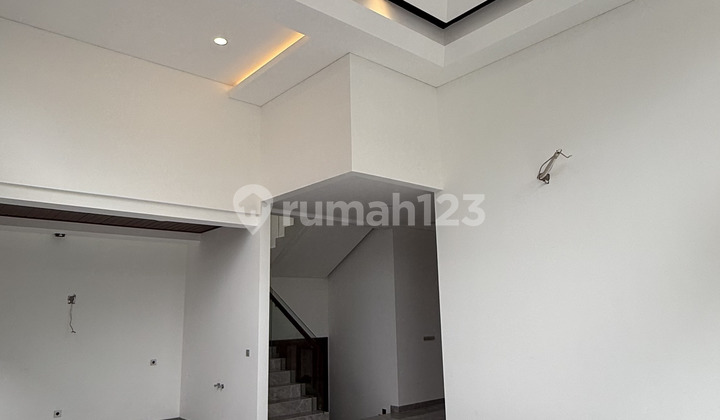 For Sale New House De Latinos BSD Split Level Hoek Badan 2