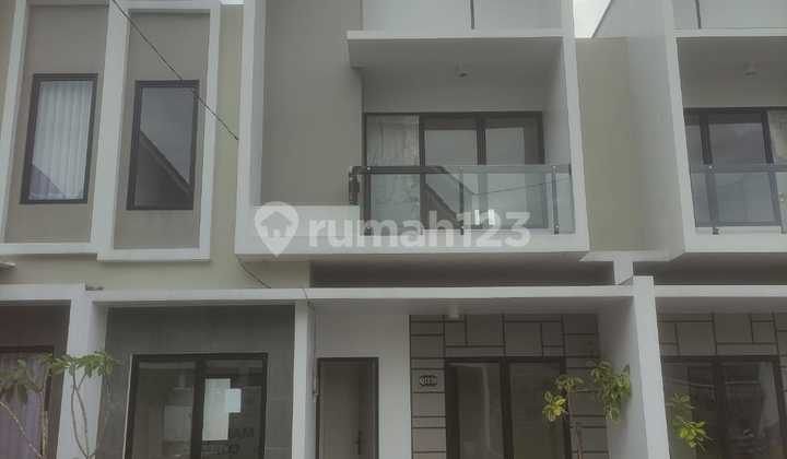 Cimanggis Depok House 1 Billion, 2-Storey House in Depok, Already SHM